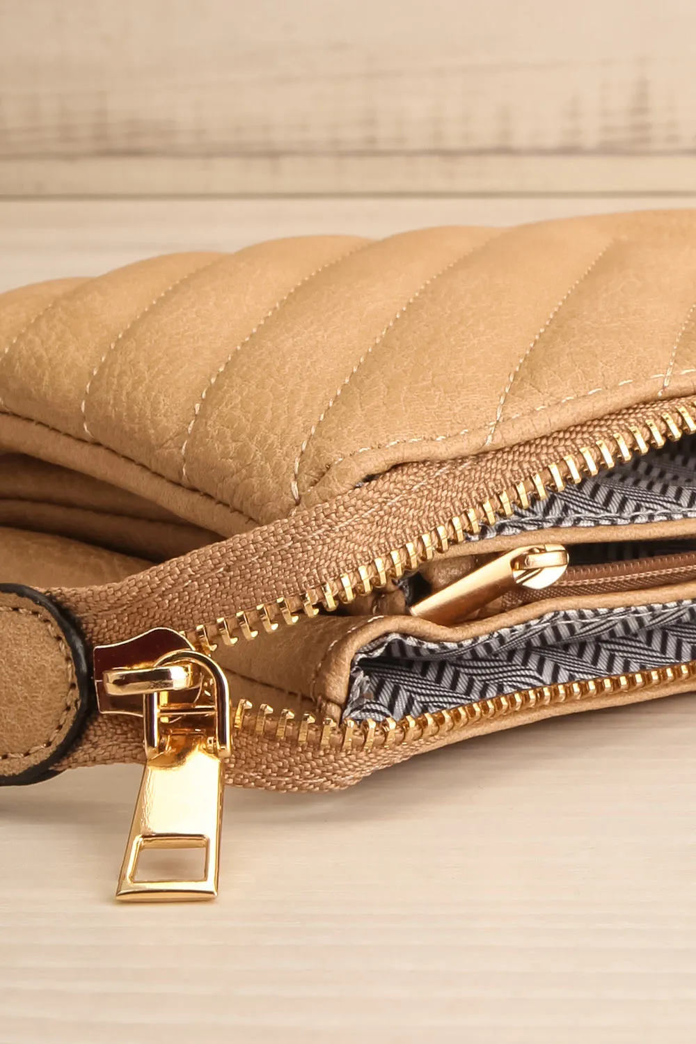 Aspen Khaki | Crossbody Clutch Bag