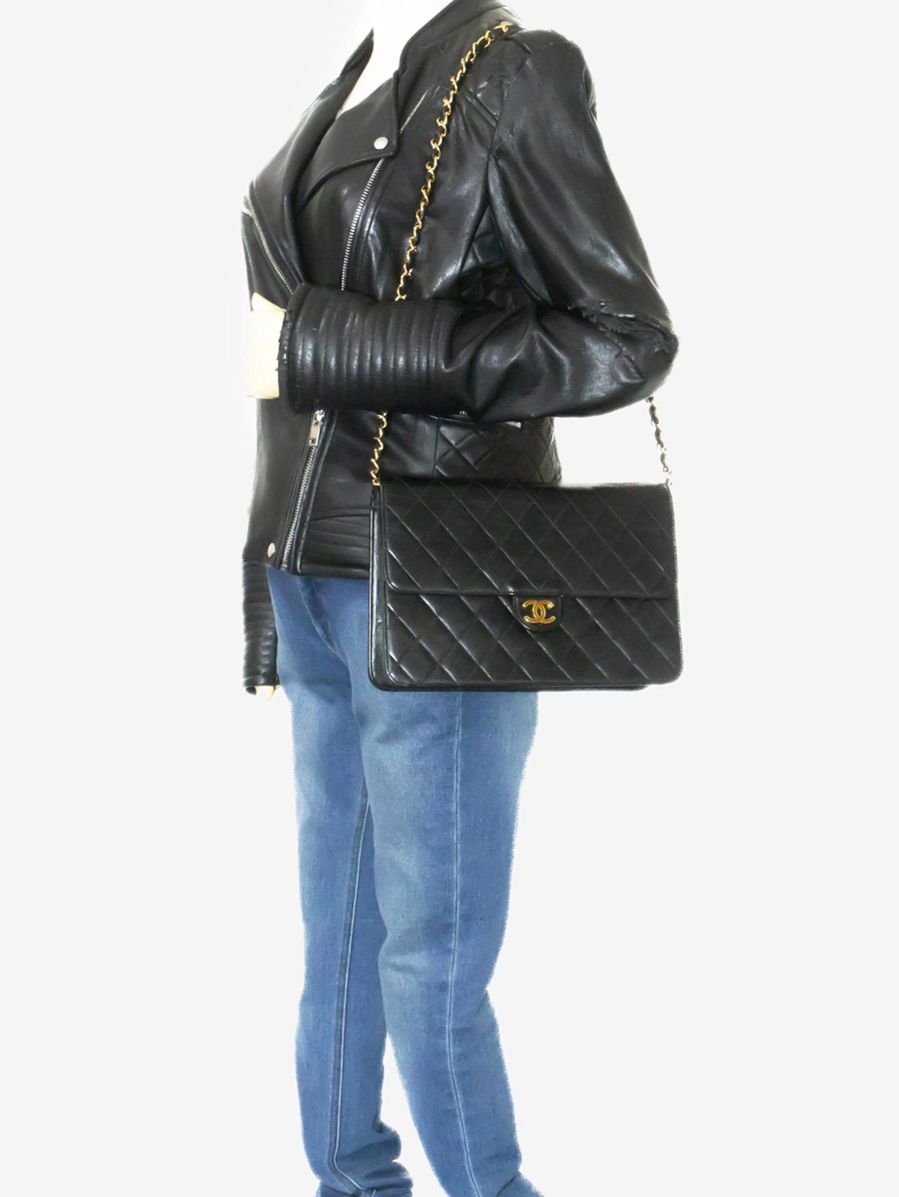 Black vintage 1997 lambskin shoulder bag