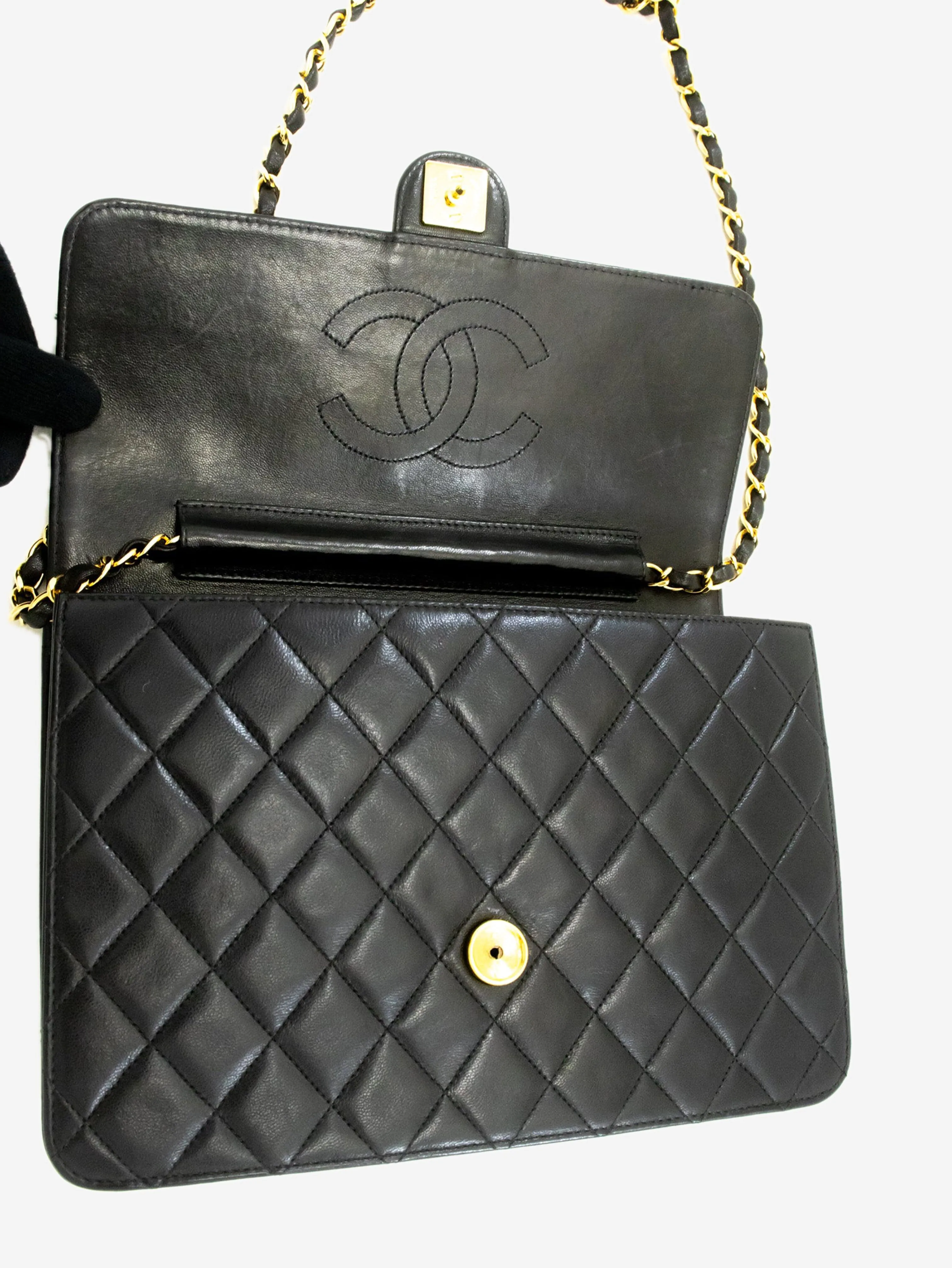 Black vintage 1997 lambskin shoulder bag