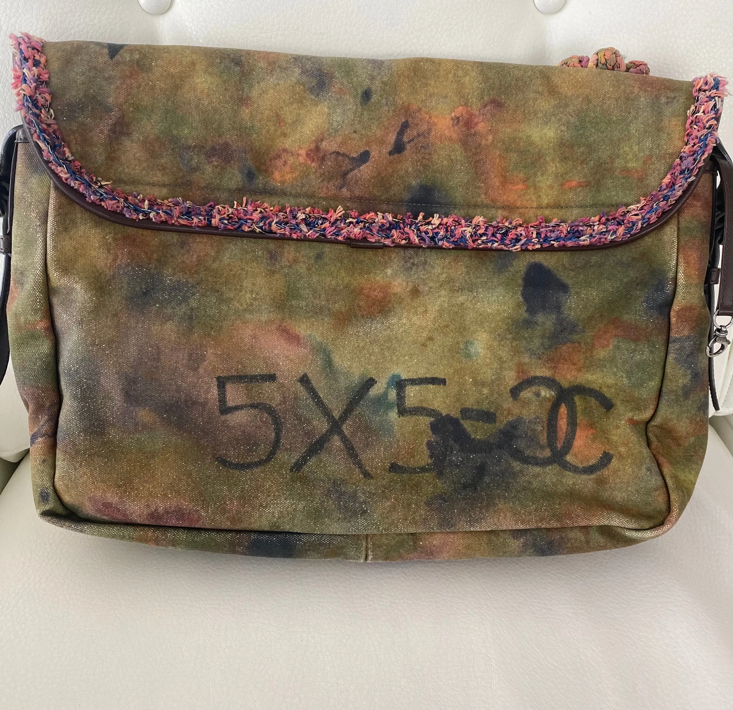 Chanel graffiti messenger