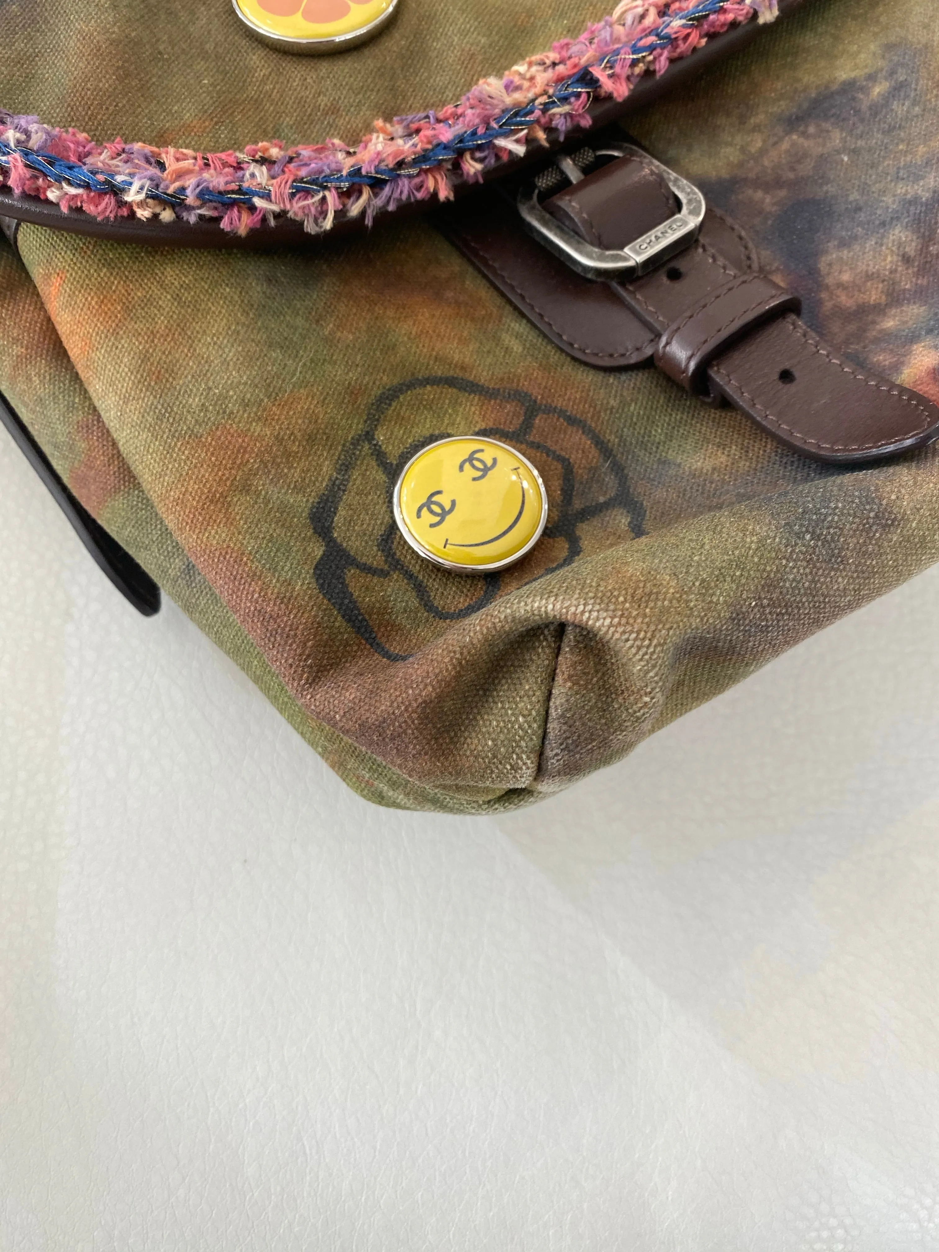 Chanel graffiti messenger