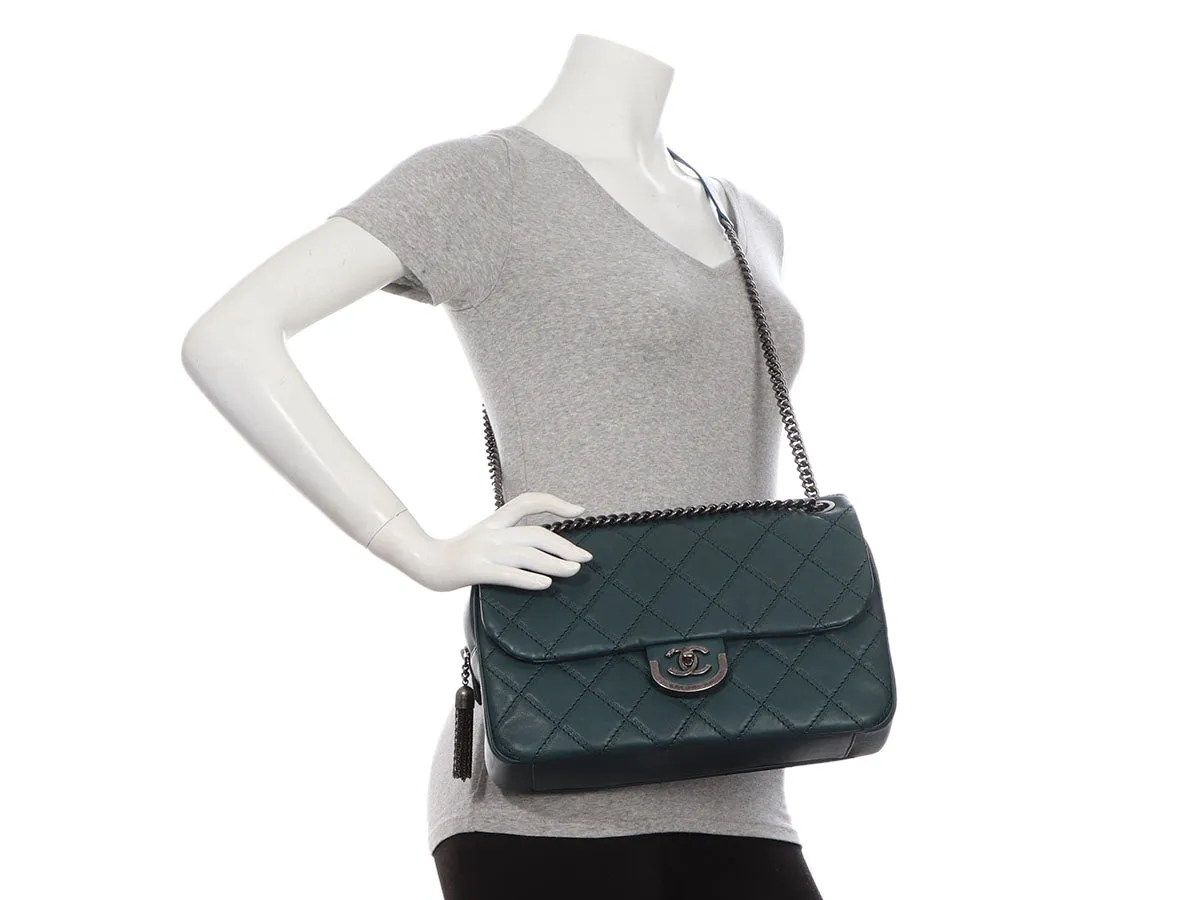 Chanel Vert Pétrole Quilted Calfskin Flap