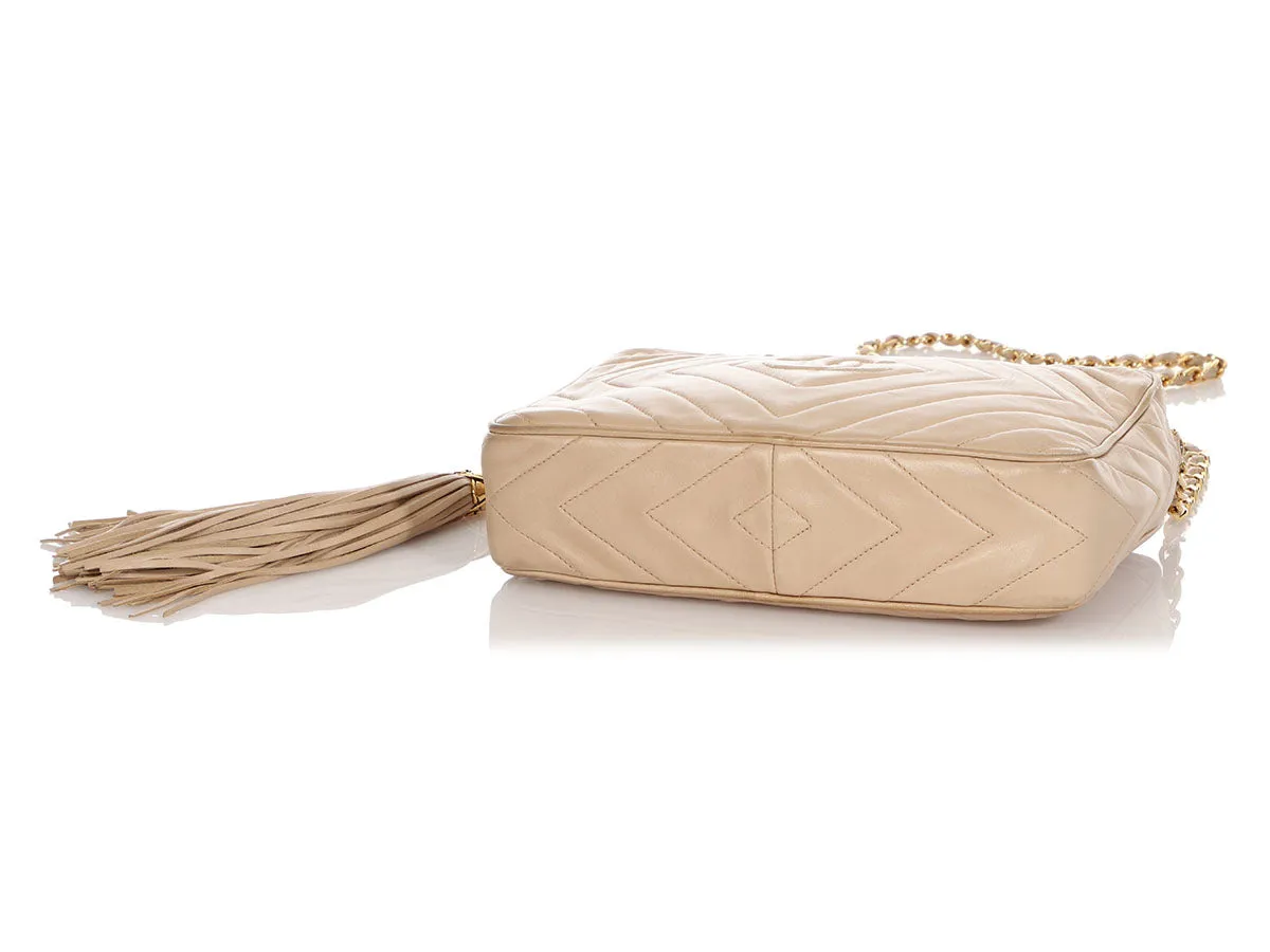 Chanel Vintage Medium Beige Chevron-Quilted Lambskin Camera Bag