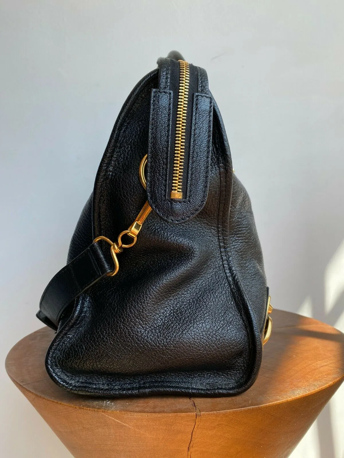 CLASSIC CITY MEDIUM BAG