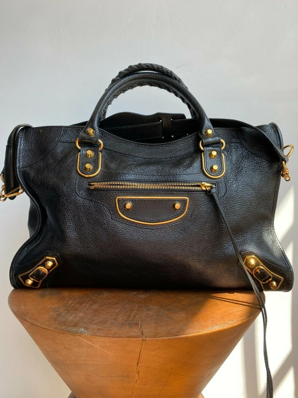 CLASSIC CITY MEDIUM BAG