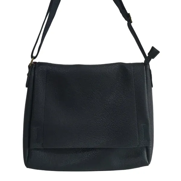 Darling's YD7287 Leatherette Messenger Bag