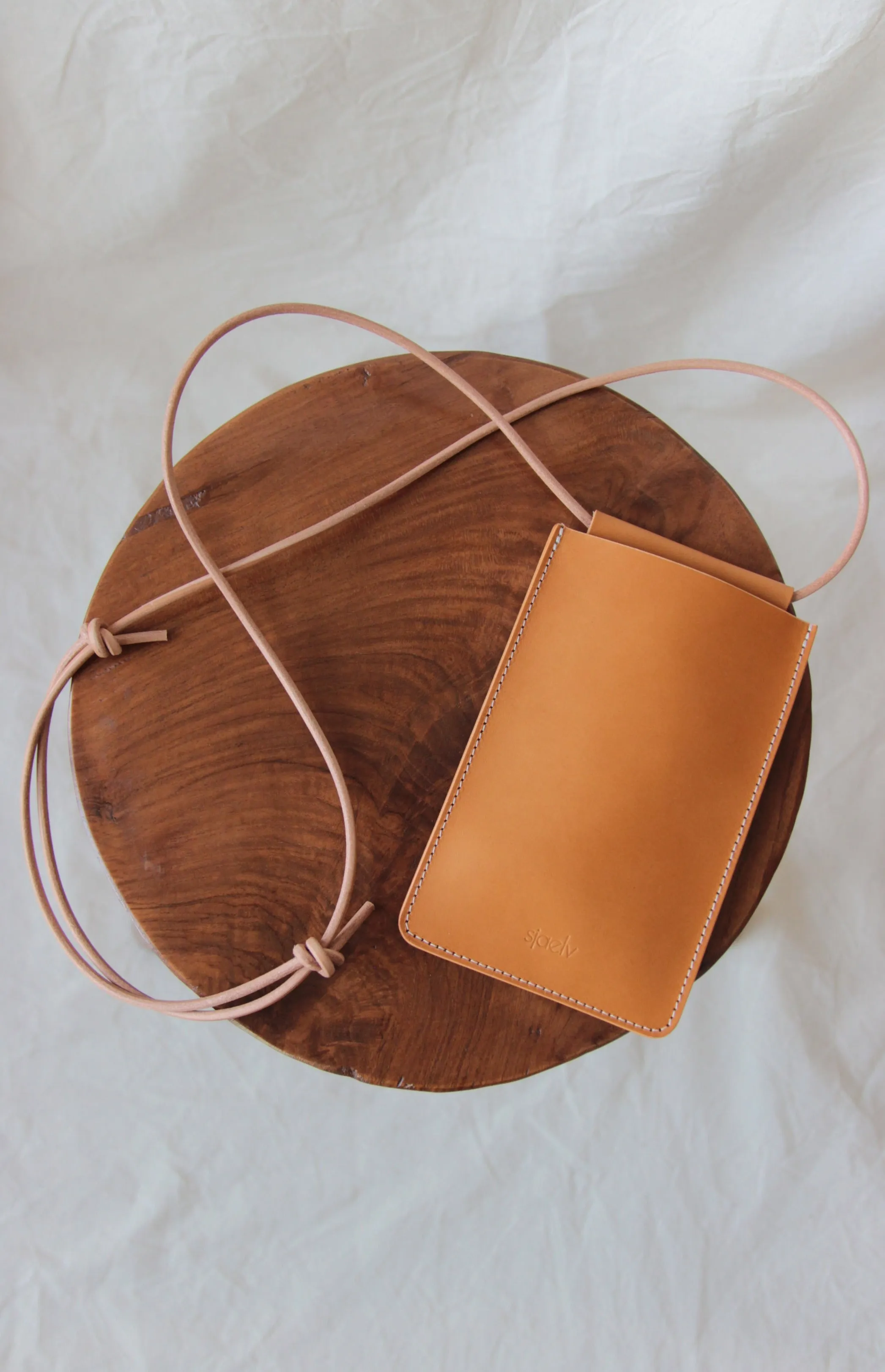 Leather phone sling natural