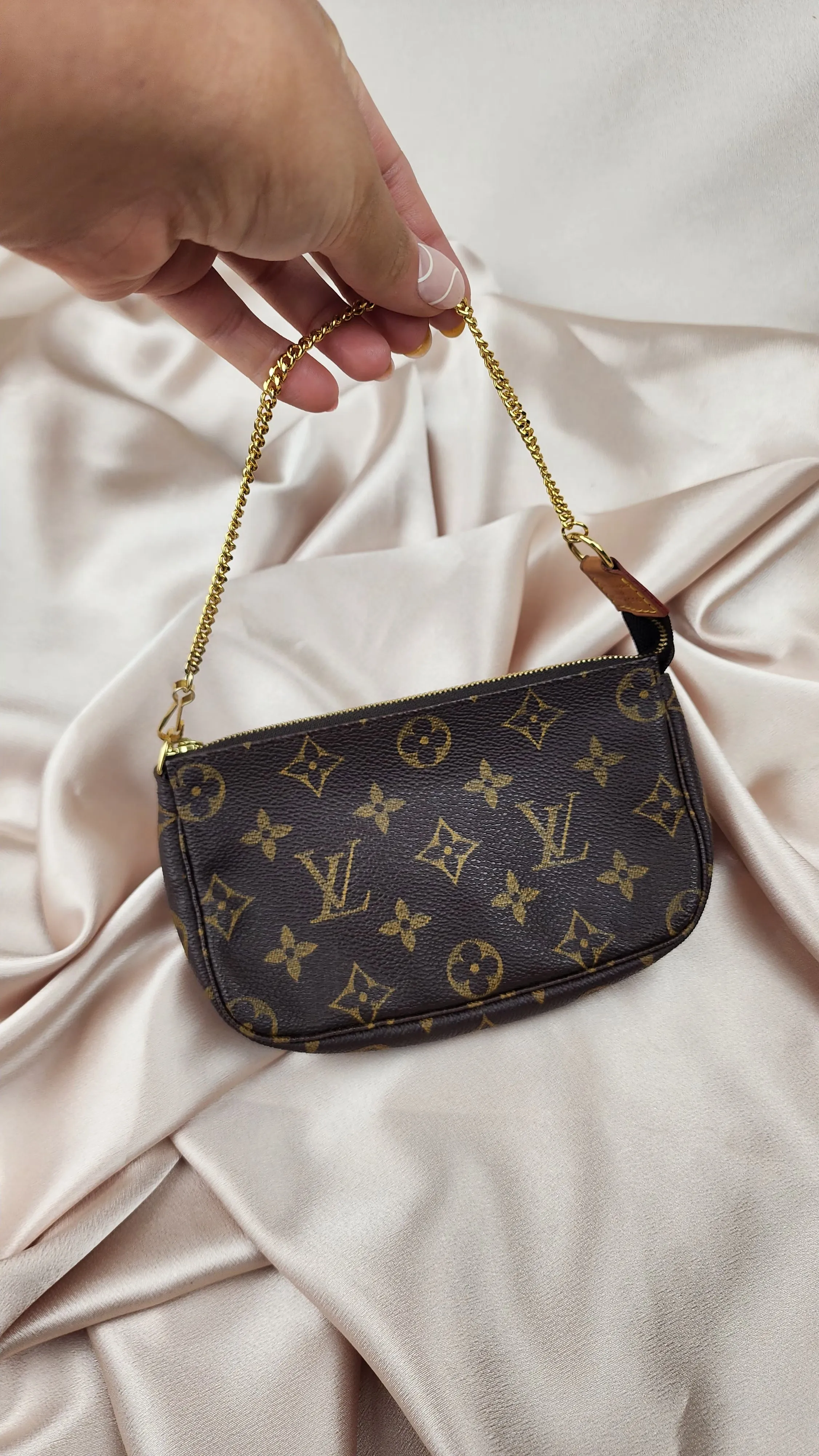 Louis Vuitton Monogram Mini  Bucket Pochette Accessoires Pouch - 1163